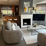 Ariadni Villa